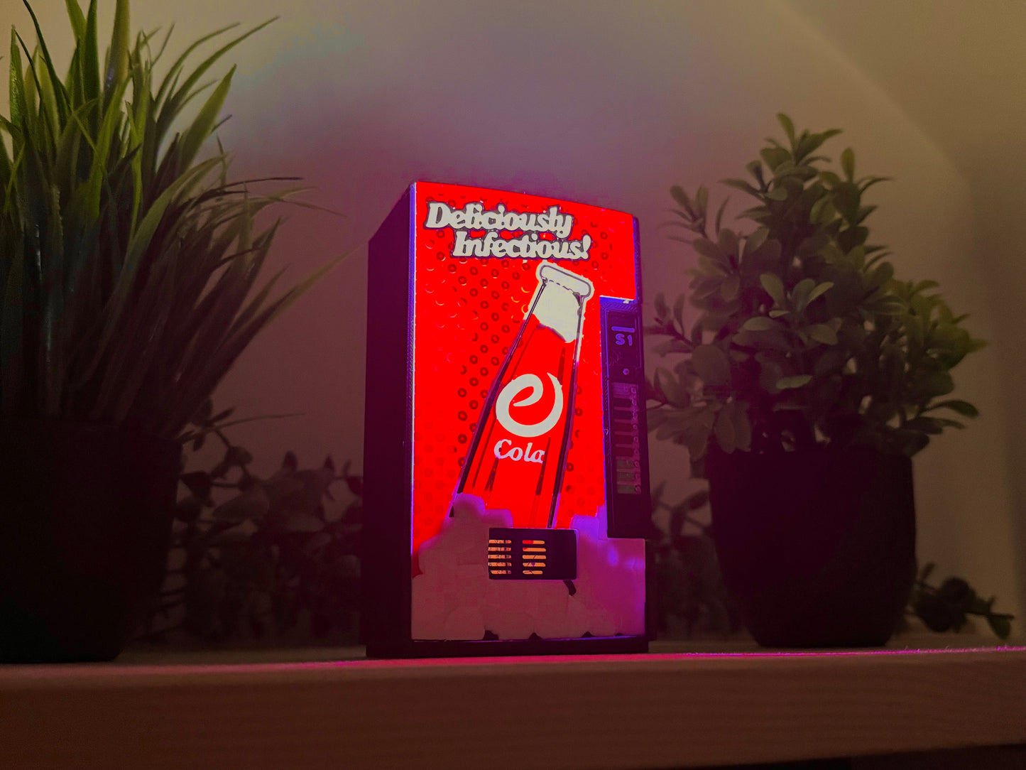 eCola Vending Machine Lamp